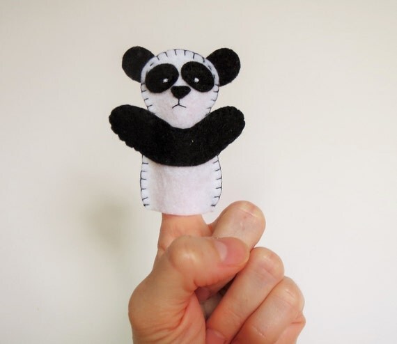 finger panda toy