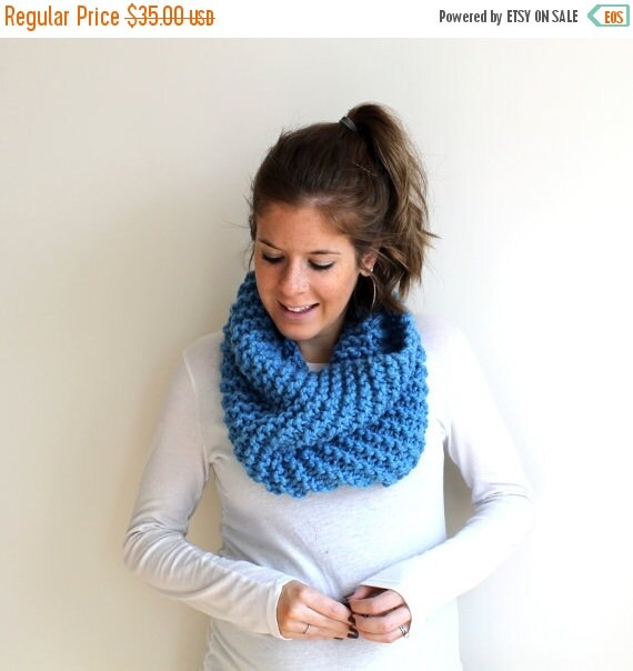 PRE-FALL SALE Knit Scarf Cowl Chunky Ribbed Sky Blue by PeonyKnits