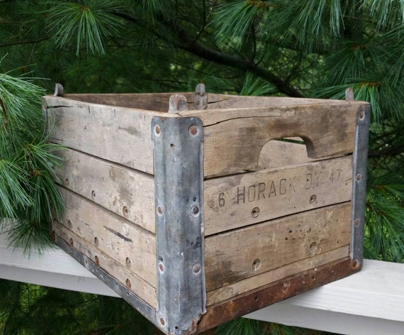 Wood & Metal Milk Crate Dairy Farmhouse Decor Wood Metal Milk Crate Dairy Farmhouse Decor