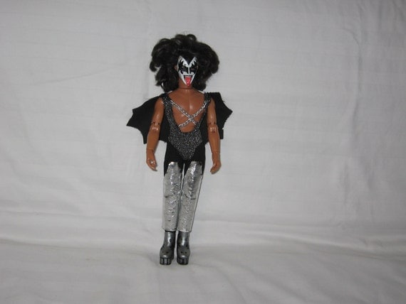 1977 mego kiss dolls