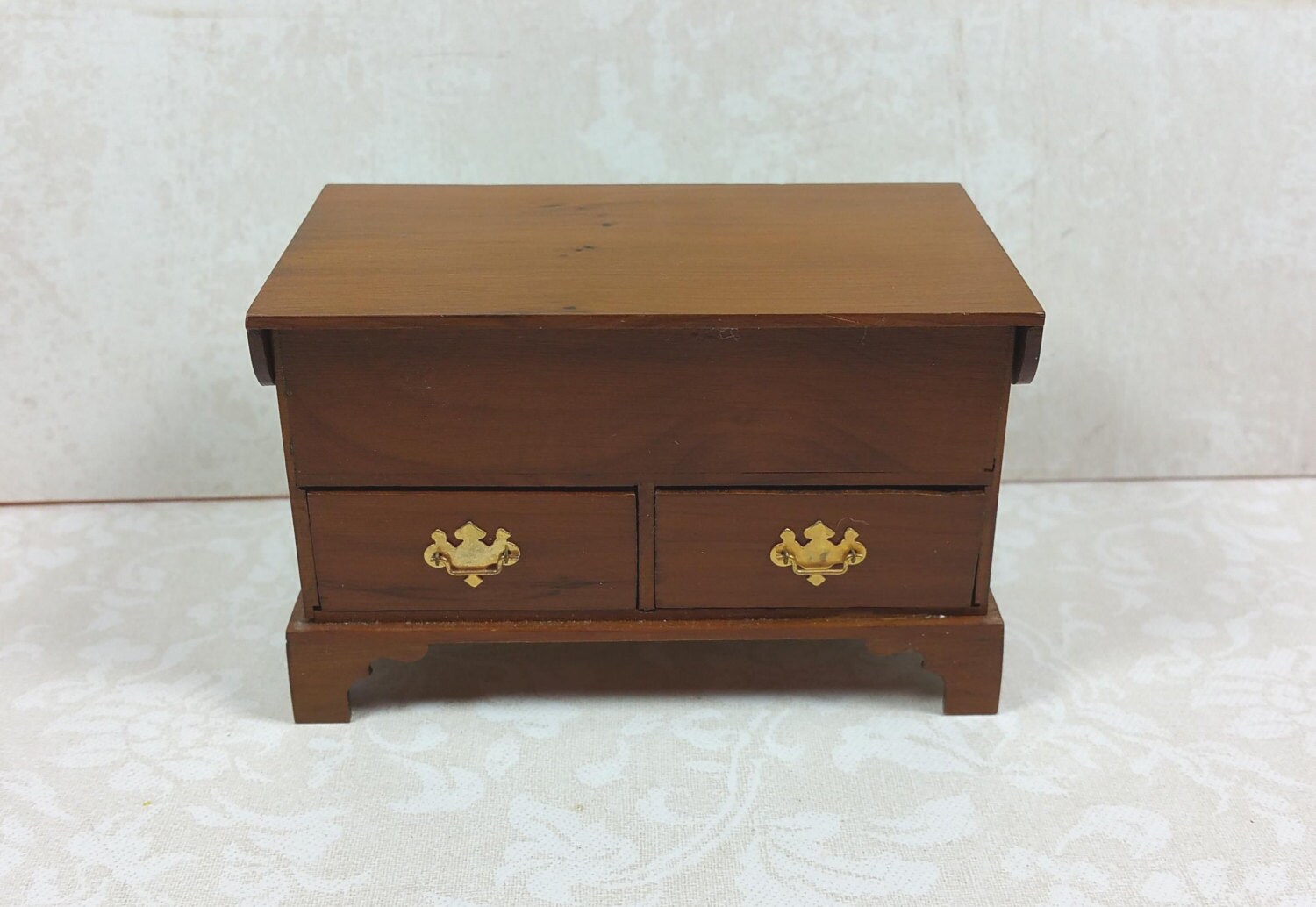 dolls house chest