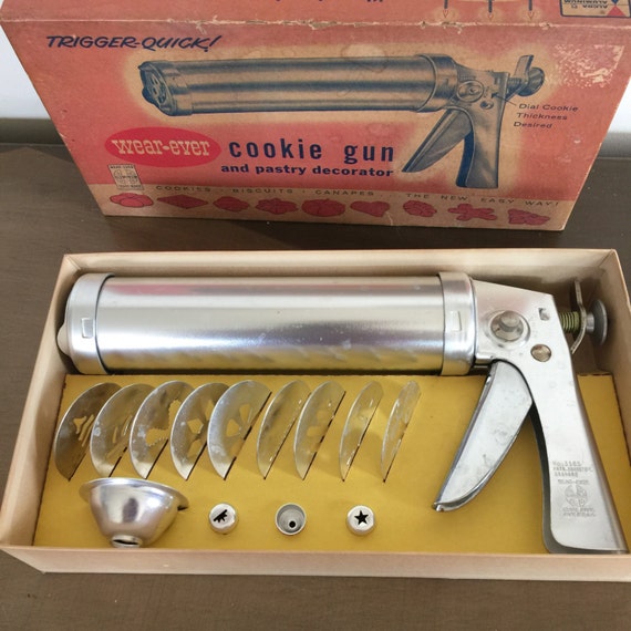 Vintage Cookie Gun WearEver Complete In Box