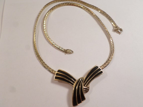 Trifari Vintage Gold Tone and Black Enamel Choker Necklace