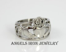 KONOV Stainless Steel Claddagh Heart Crown Ring – Unisex Wedding Band, Multiple Sizes - View #6