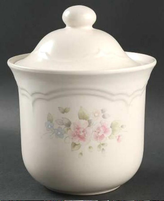 4 Pc Pfaltzgraff Stoneware Tea Rose CANISTER Set Lids Flour