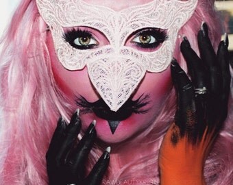 LIght pink embroidered lace flamingo bird mask