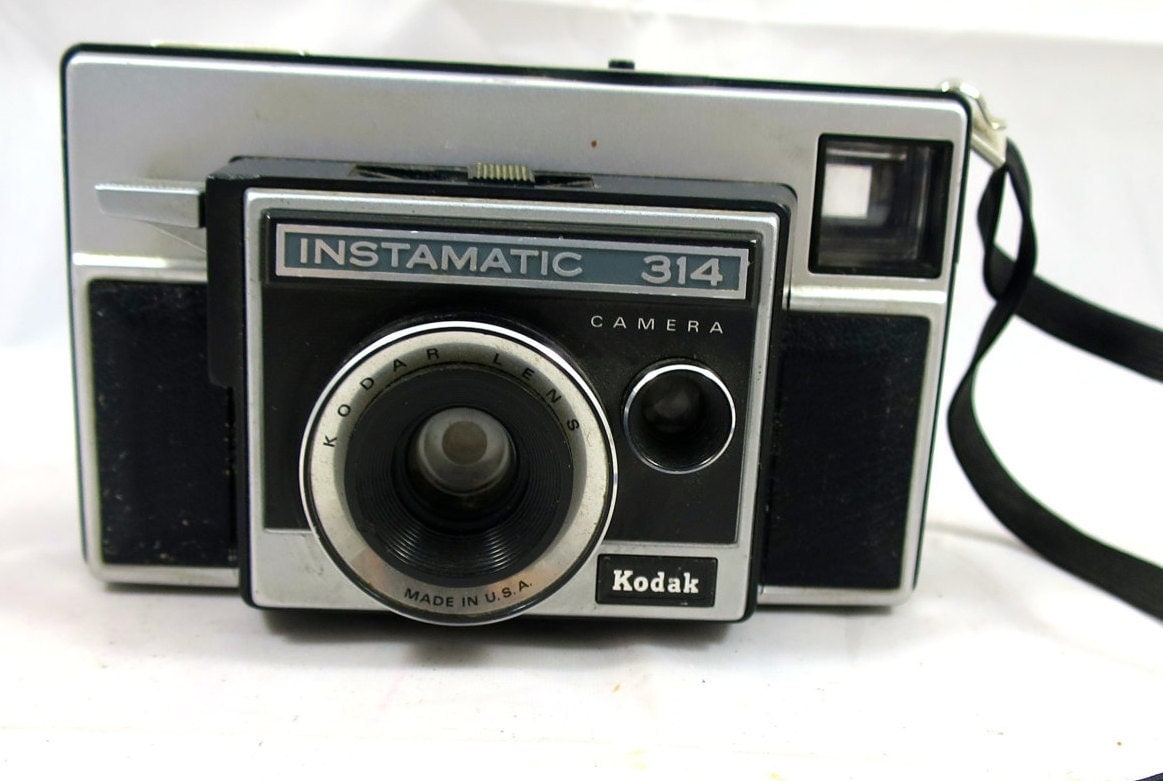 Vintage Kodak Instamatic 314 Camera 1970's by BonniesVintageAttic