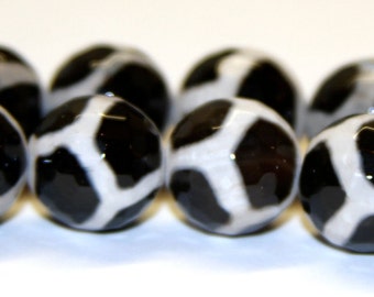 12mm Tibetan Agate. Faceted Round Beads, Gemstone Beads, Half Strand. 15 pcs