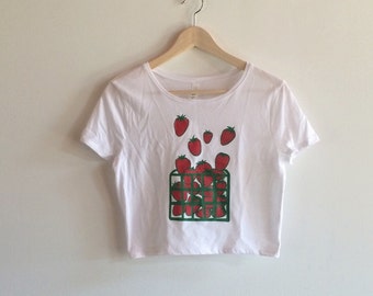 Strawberry Crop Top, Strawberry Shirt, Screen Printed T Shirt, Strawberry, Crop Top, Fruit Print