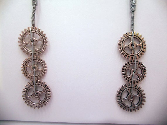 ClockWork Gearings - Clockwork Gear Earrings - ClockWork Earrings - Gear Earrings - Steam Punk Clockwork Earrings - Steam Punk Earrings