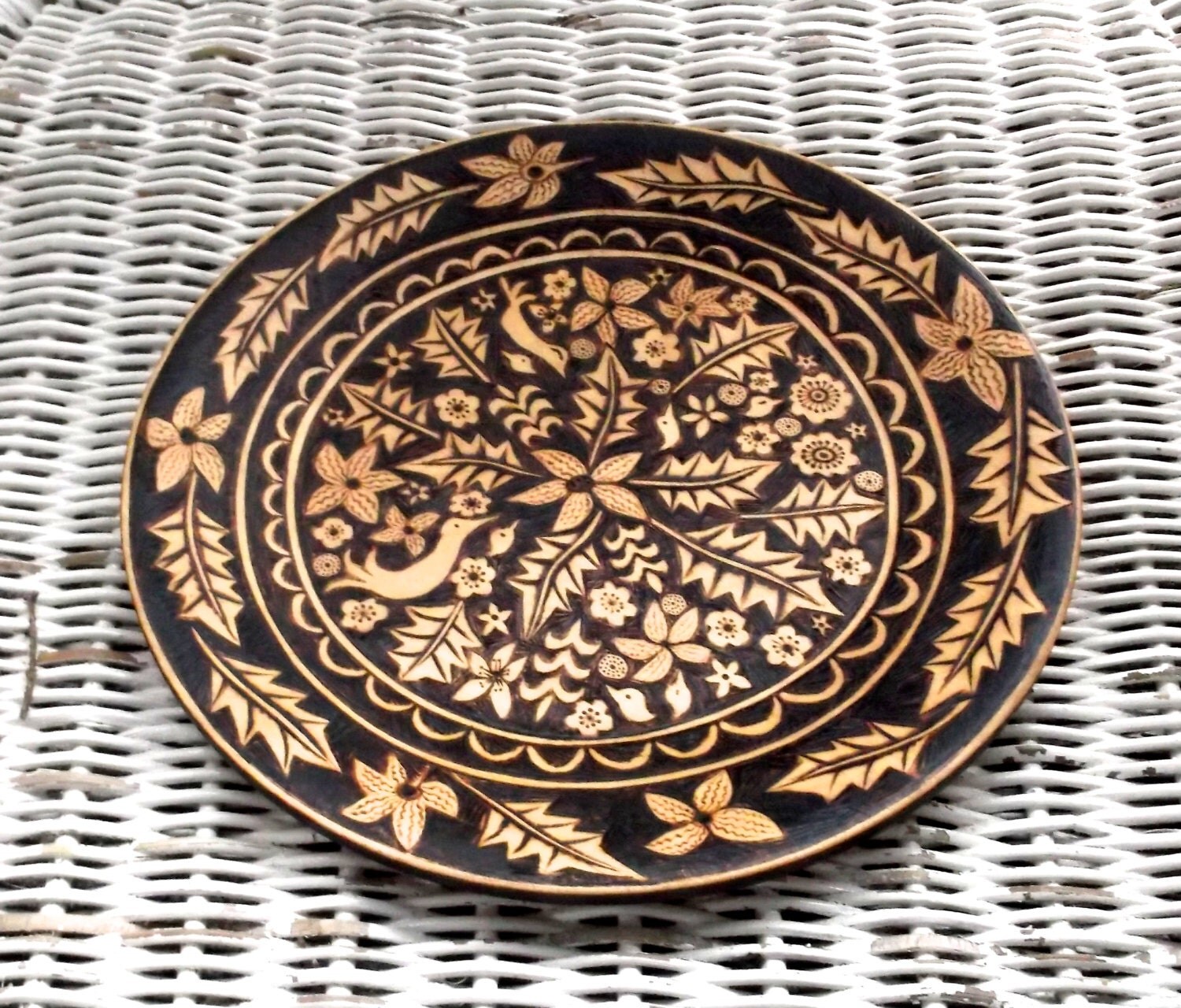 upcycled 8 5/8 inch wood burned weston bowl mill plateflower