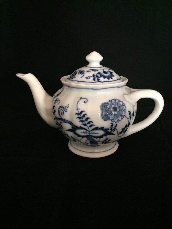 blue danube teapot