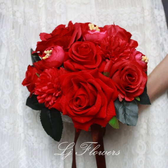 Items similar to 8 inches Handmade Silk Red Roses & Dahlias Mixed