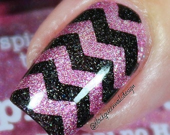 Moroccan stencils for nails quatrefoil nail by WhatsUpNails