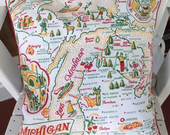 Michigan Pillow Cover, 18" Retro Michigan State Pillow, Michigan Trailer Pillow, Michigan Souvenir, Michigan Porch Pillow