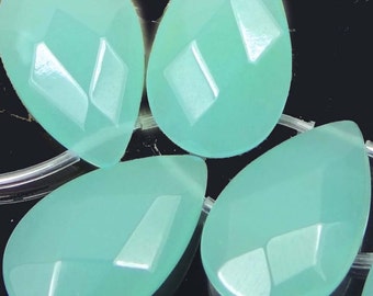 8 Seafoam Green Chalcedony Faceted Briolette Teadrop Beads 25x16mm (e5259)