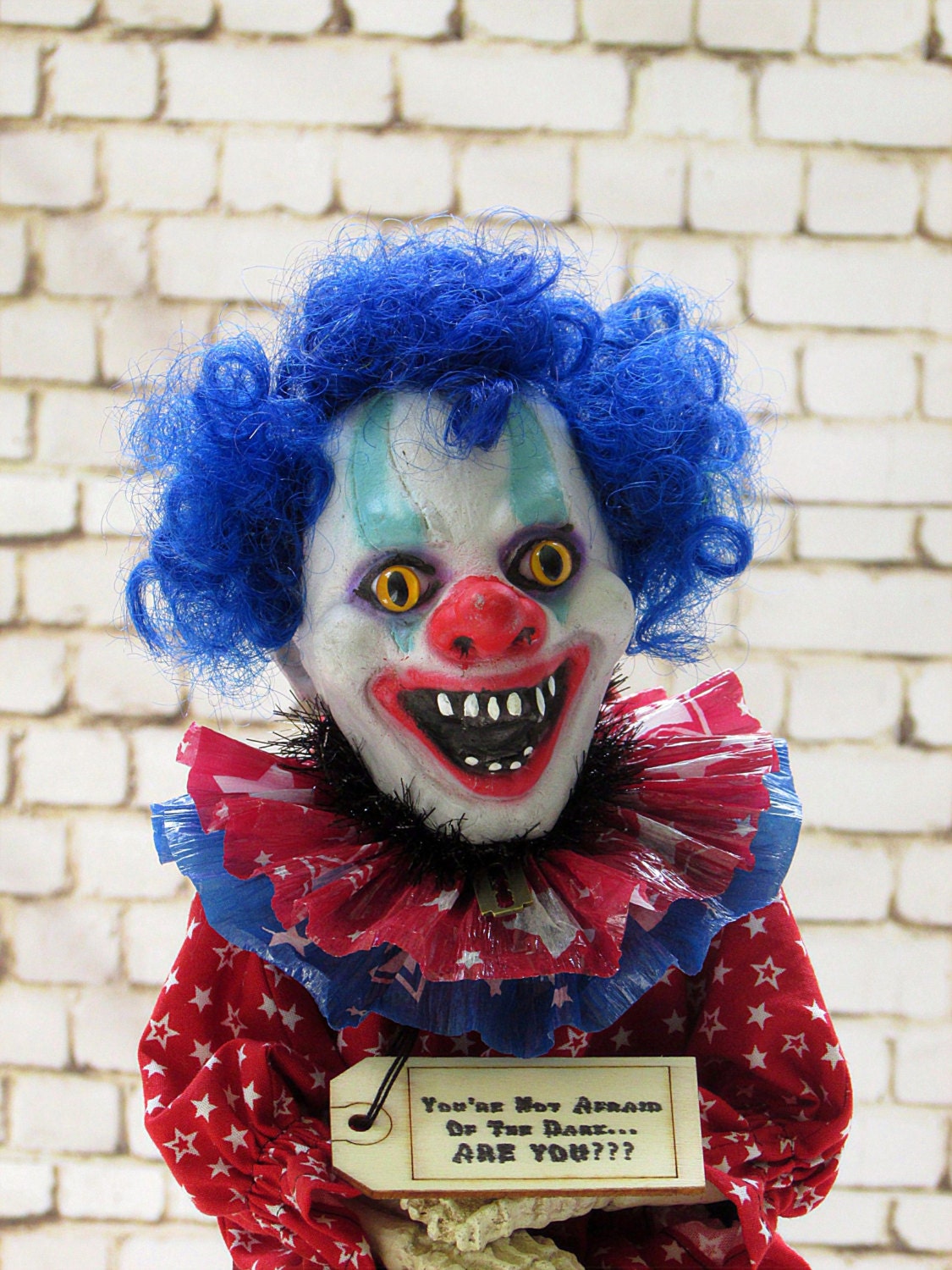 it clown doll