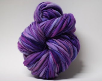 Handspun Merino Yarn Thick and Thin Slub tts(tm) Hand dyed Self Striping LR 1501x
