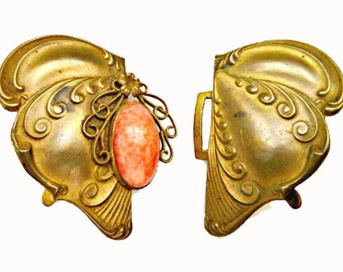 Victorian Belt Buckle - Brass Gold - Heart- Pink White Glass cabochon
