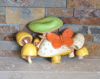 Mushroom wall plaque - Dart Ind. mushroom butterfly wall plaque - mushroom wall hanging - 1970s mushrooms - butterfly wall plaque