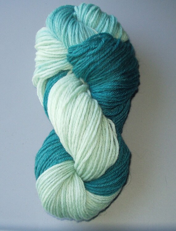 Ideal Teal Superwash Merino Worsted Weight Hand Dyed Yarn , Multi