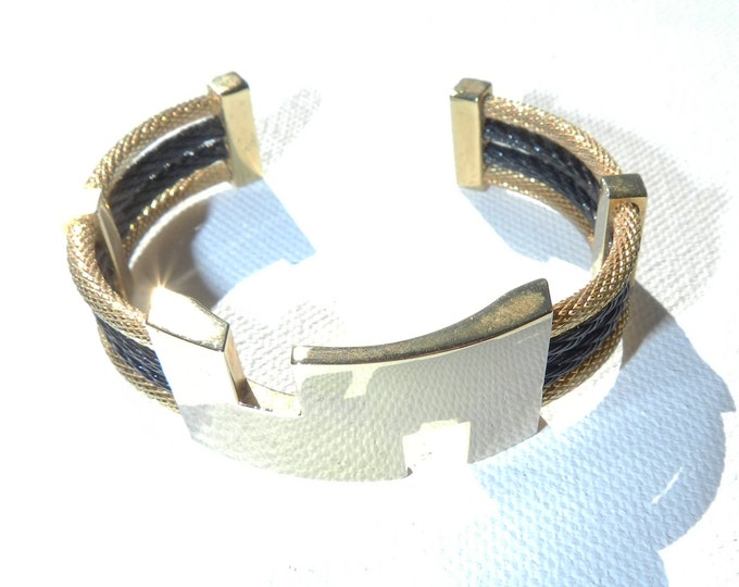 Mesh Cable "S" Cuff Bracelet Two Tone Black Gold Signed JD Size Small MOD Vintage Bracelet Couture Fashion Trend High End Jewelry