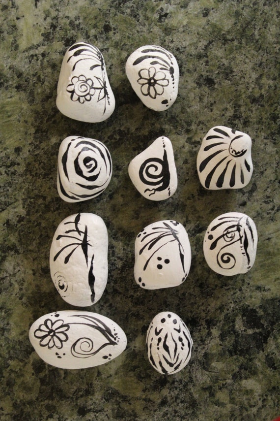 Hand Painted Rock set of 10 by DesignsbyJodyRife on Etsy