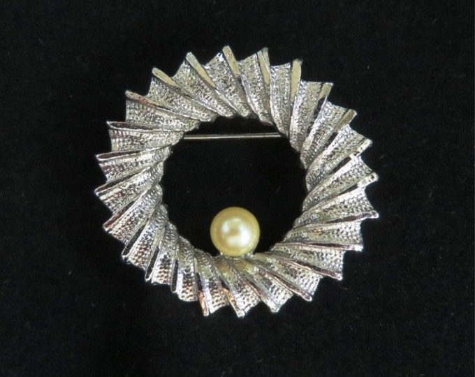 DuBarry Circle Brooch, Vintage Silver Tone Ridged Faux Pearl Circle Pin, Gift for Her