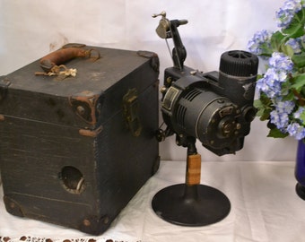 Vintage 1930's Bell & Howell Filmo Projector, Standard Cinemachinery