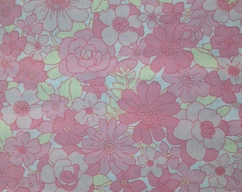 Vintage floral fabric fat quater