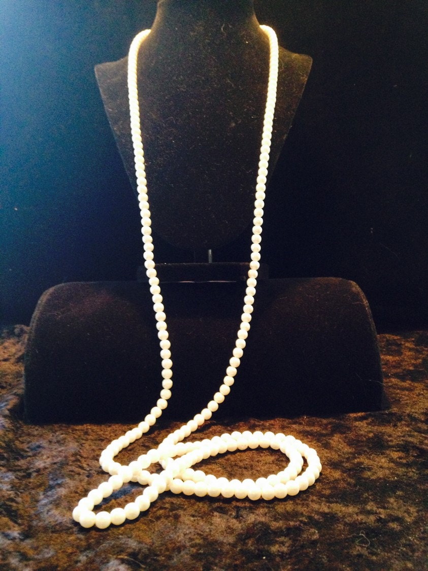 Vintage Long Flapper Length Long Bright White Lucite Faux Pearl ...