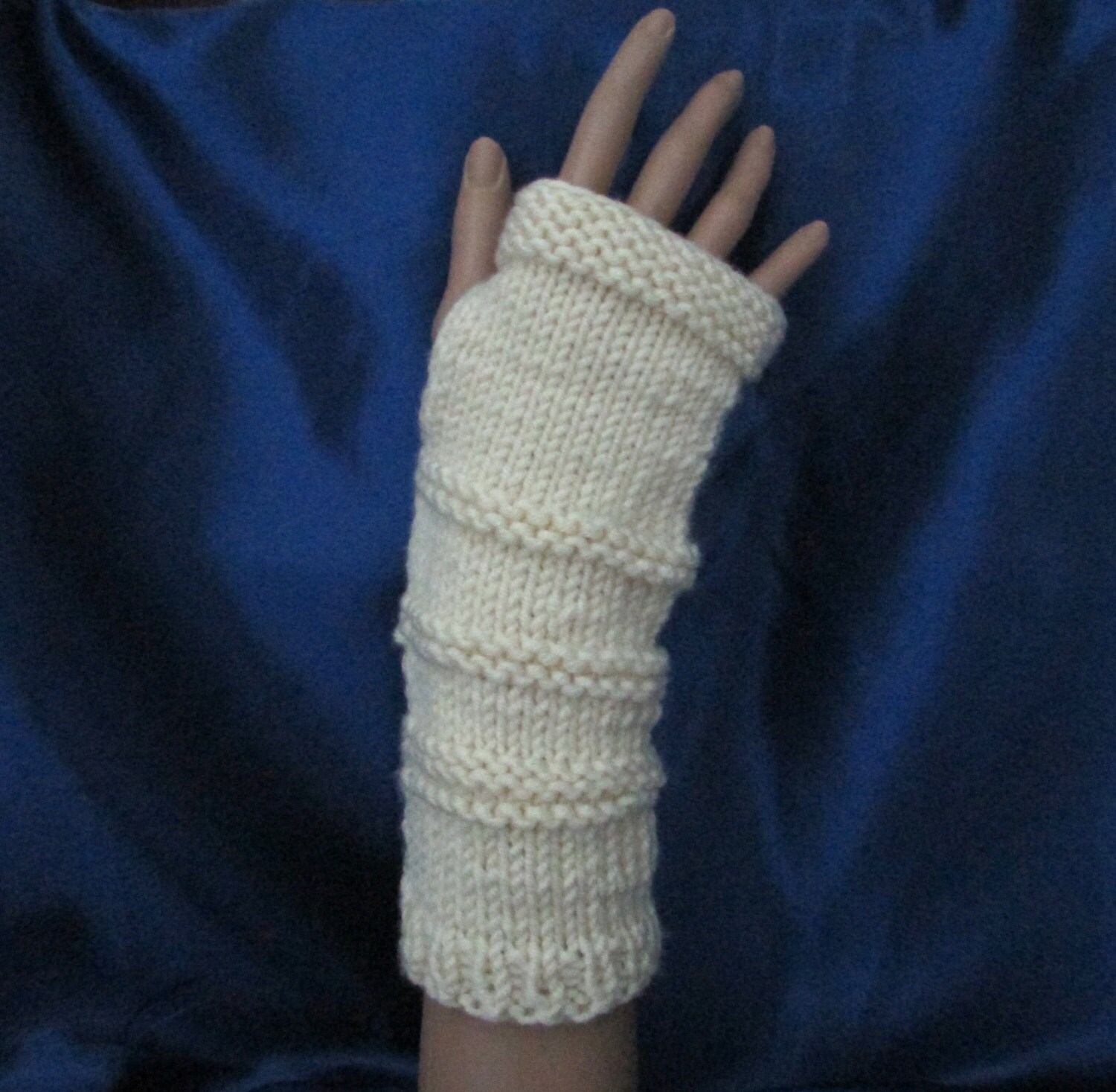 BhIvory hand warmers office gloves warm by SheKnitsKnits on Etsy