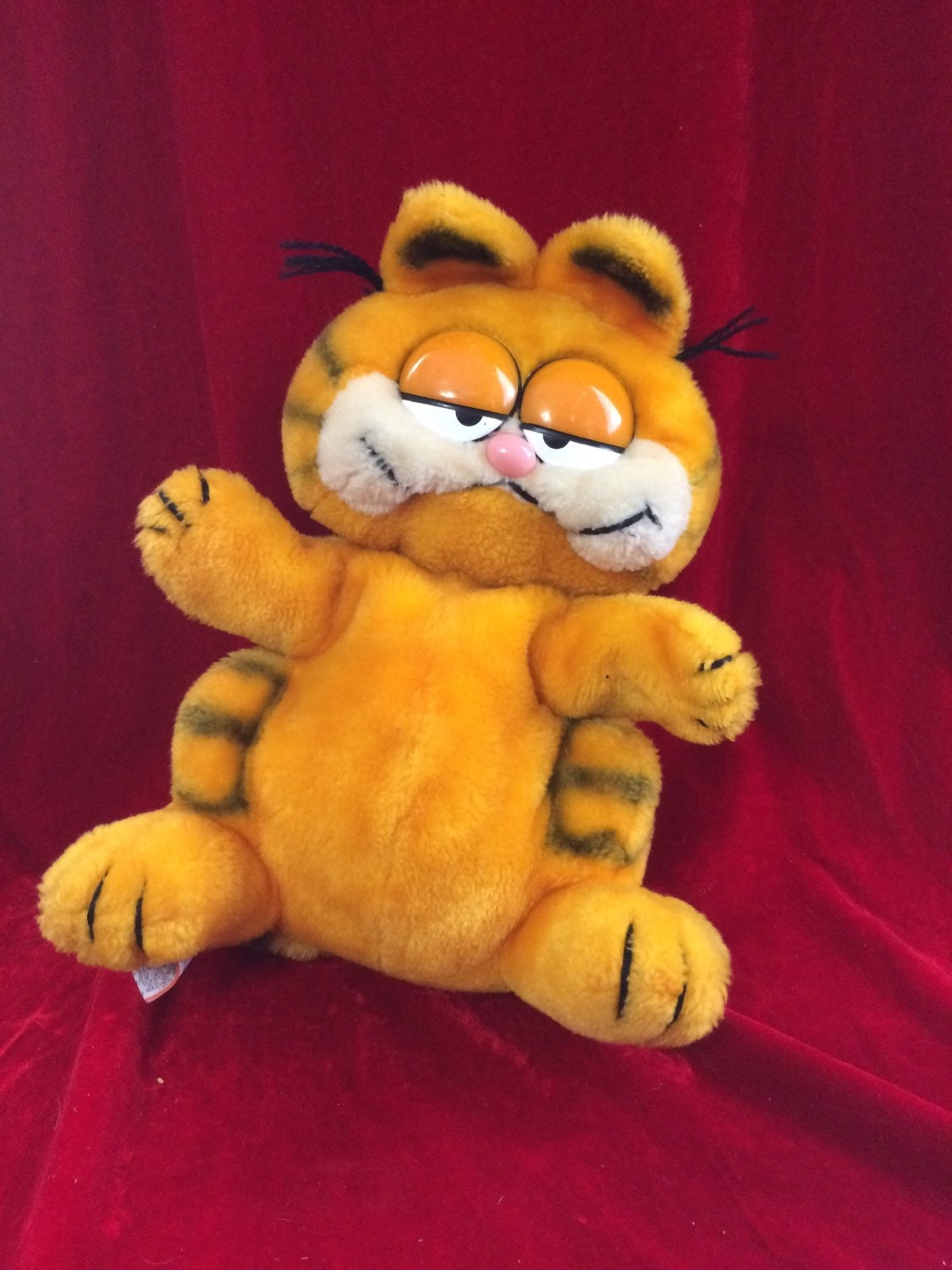 stuffed garfield cat