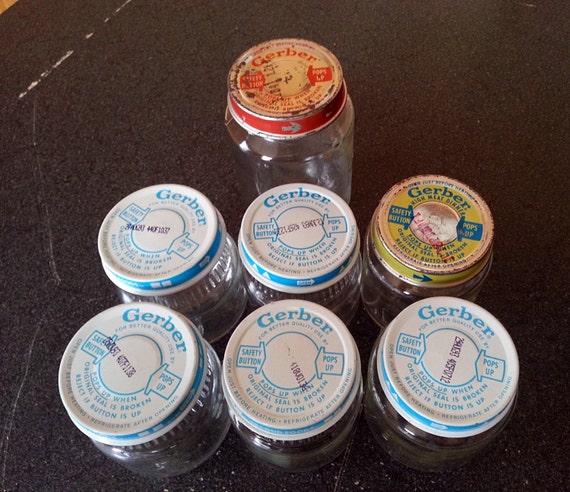 7 Vintage Gerber Baby Food Small Glass Jars All with lids