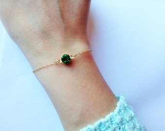 Emerald bracelet , green bracelet, minimalist bracelet, tiny jewelry, delicate bracelet, emerald jewelry, tiny bracelet , pretty bracelet