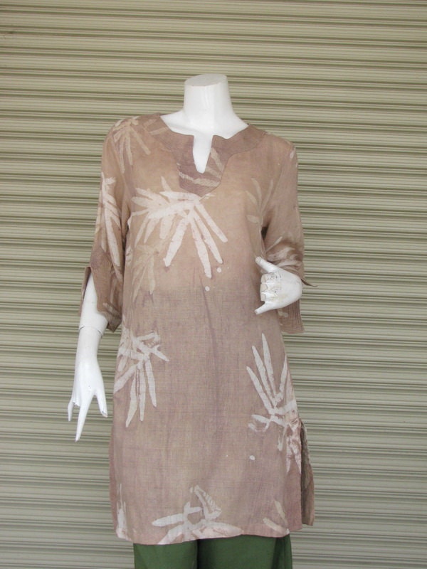 CLEARANCE SALEM151ZNice batik  cotton  blouse  by giftbywish 
