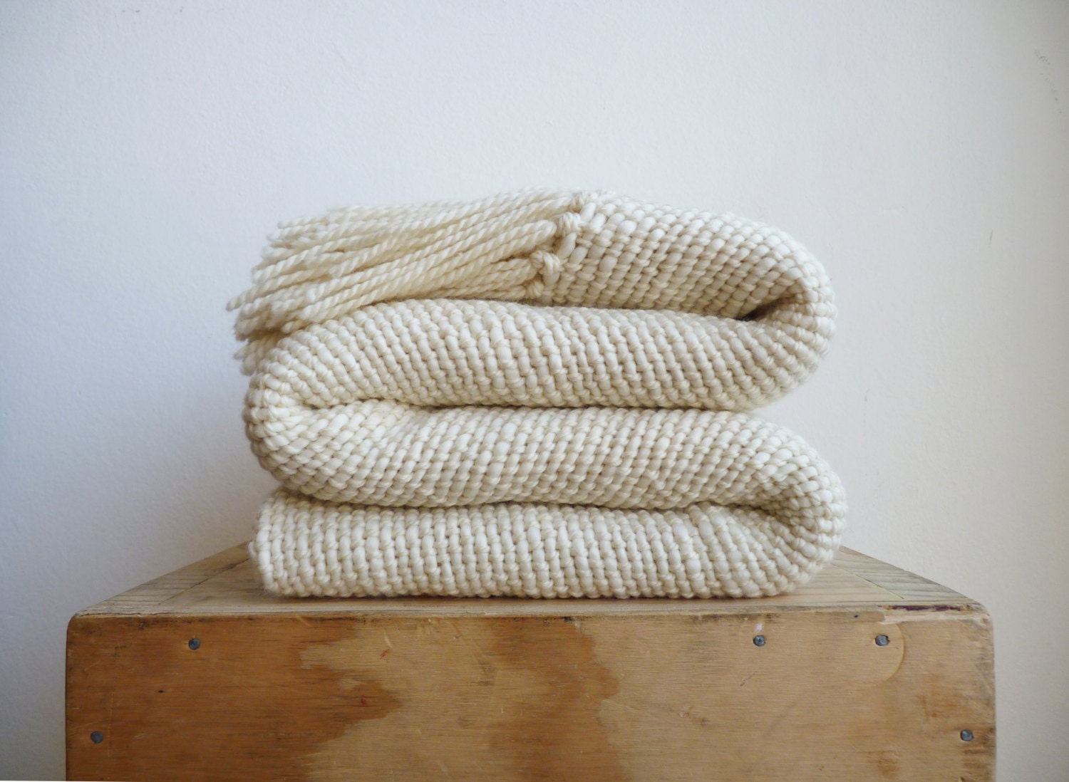 Chunky Ecru wool woven Blanket natural organic by TexturableDecor