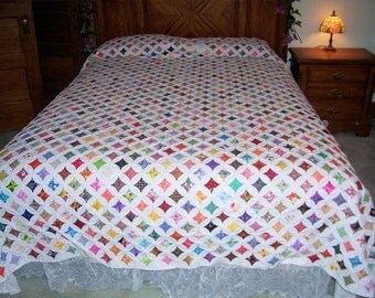 Double spread~Queen coverlet cathedral window quilt
