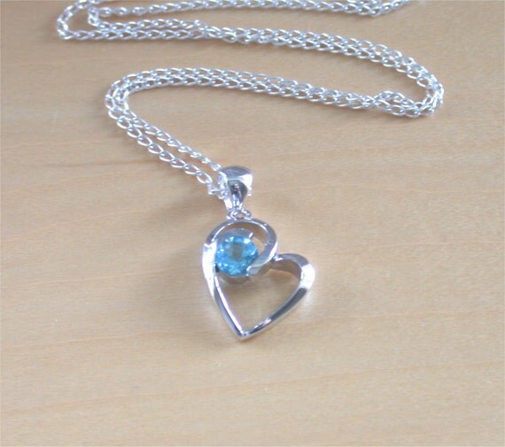 925 Blue Topaz Heart Pendant & 18 Silver Chain/Topaz
