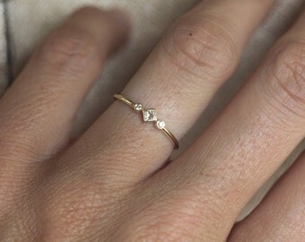 Simple gold diamond engagement rings