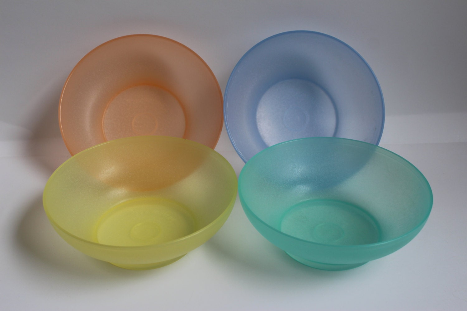 TUPPERWARE PLASTIC BOWLS multi color cereal bowls 1970s