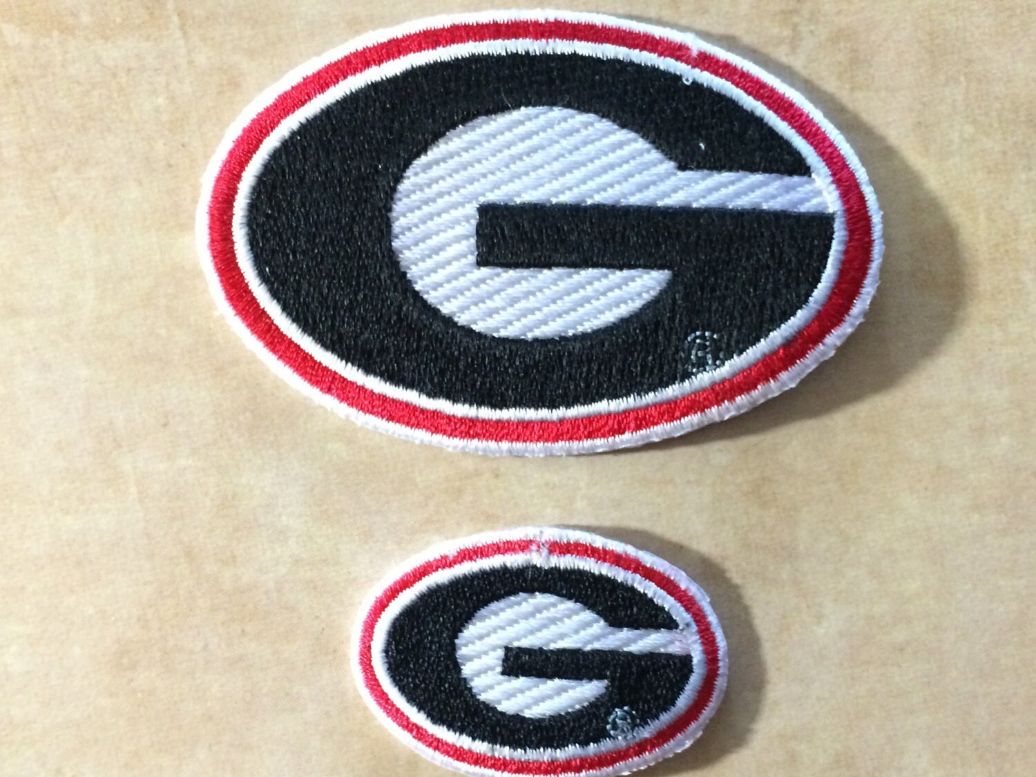 2 Embroidered Bulldogs patches Iron by VictorySportsPatch