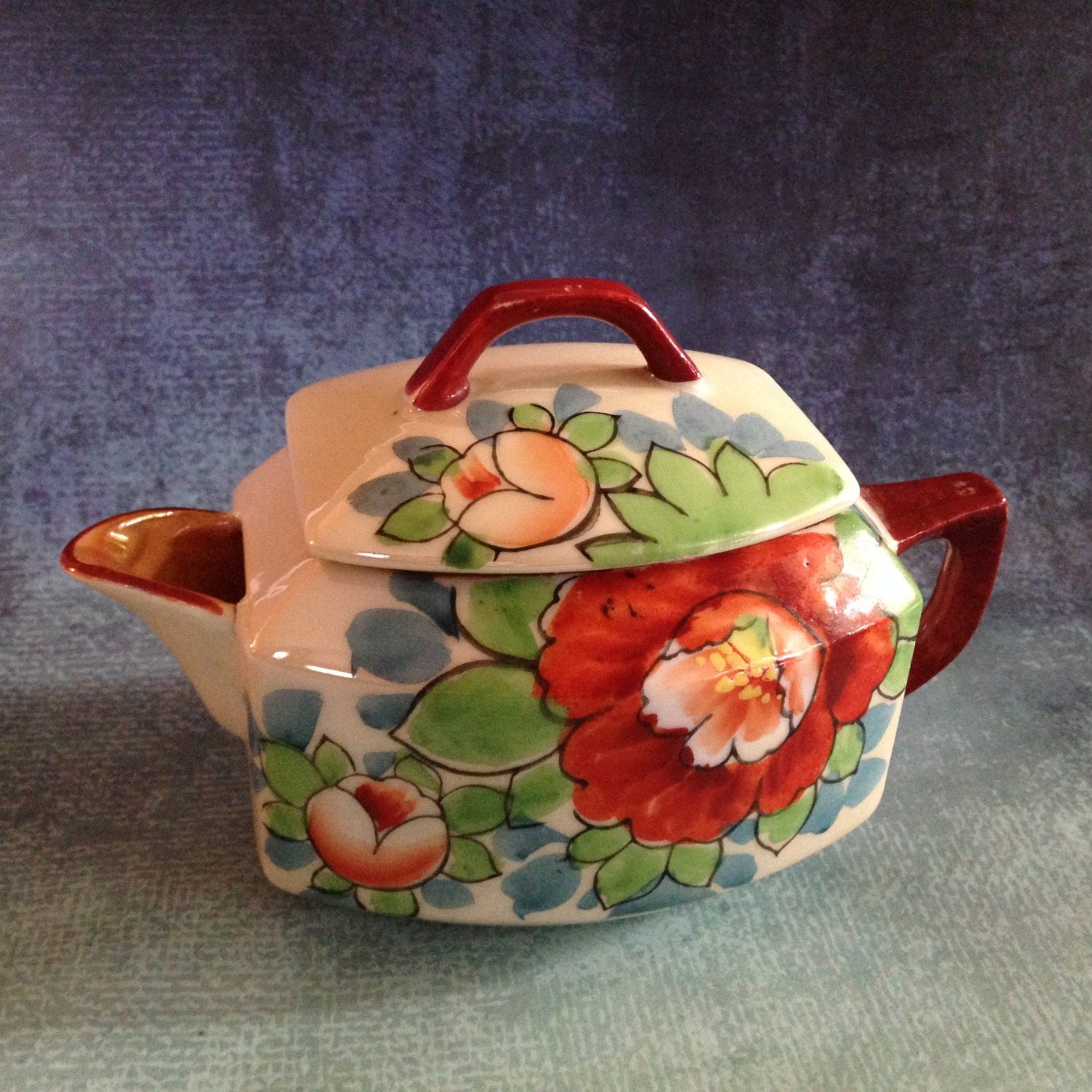 Small vintage hand painted covered creamer made in Japan Haute Juice