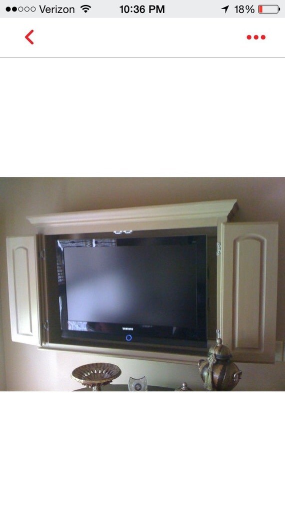 Items similar to Tv wall on Etsy