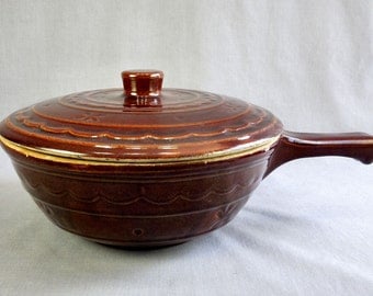 Mid-Century Marcrest Daisy Dot Stoneware 1.5 Quart French Casserole with Lid