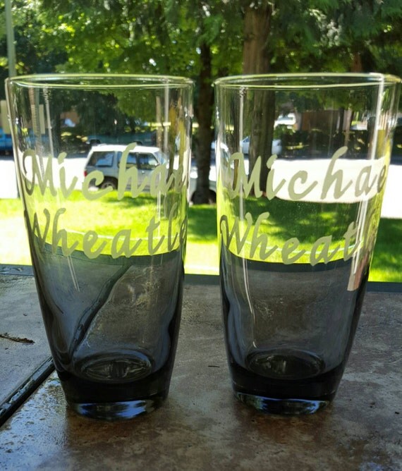 Personalized 16 oz Drinking Glass by MarrianesCreations on Etsy