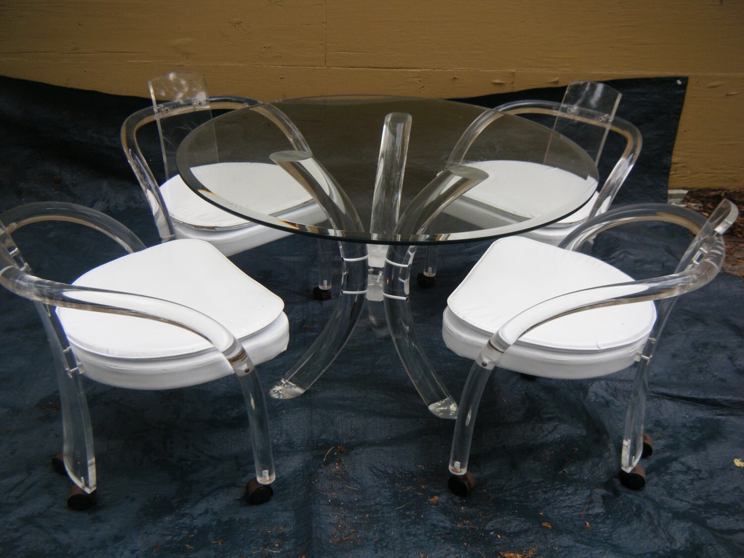 Charles Hollis Lucite 5 Piece Dining Set with wheeles â Haute Juice