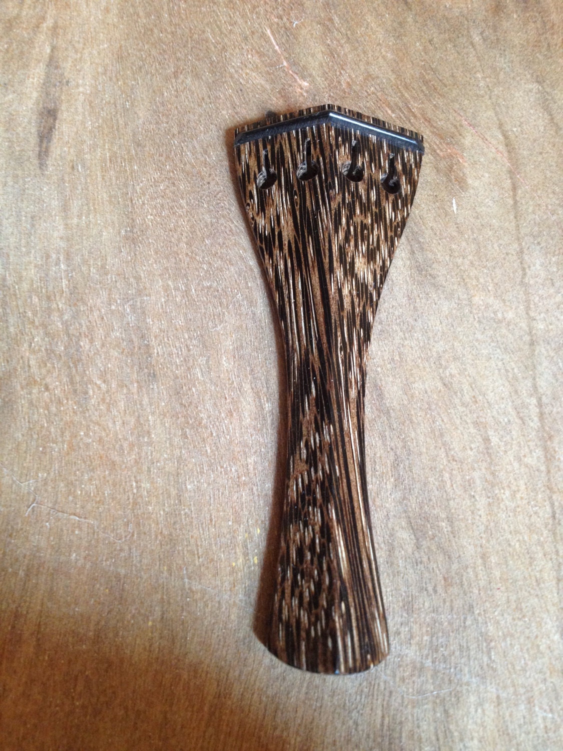 Rosewood streaked fullsize violin tailpiece