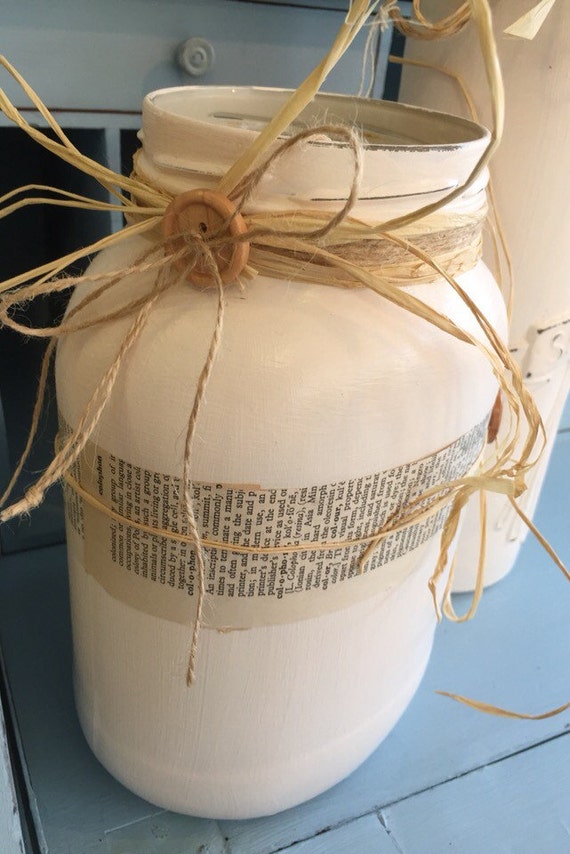 Cream Painted Flower Vase - Shabby Chic Style Rustic Vase - Cottage Chic Farmhouse Table Decoration - Cream Home Decor - Kitchen Decor