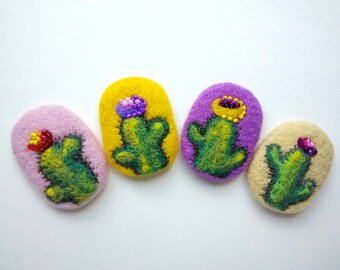 Felted brooch cactus badge mexican natural handmade